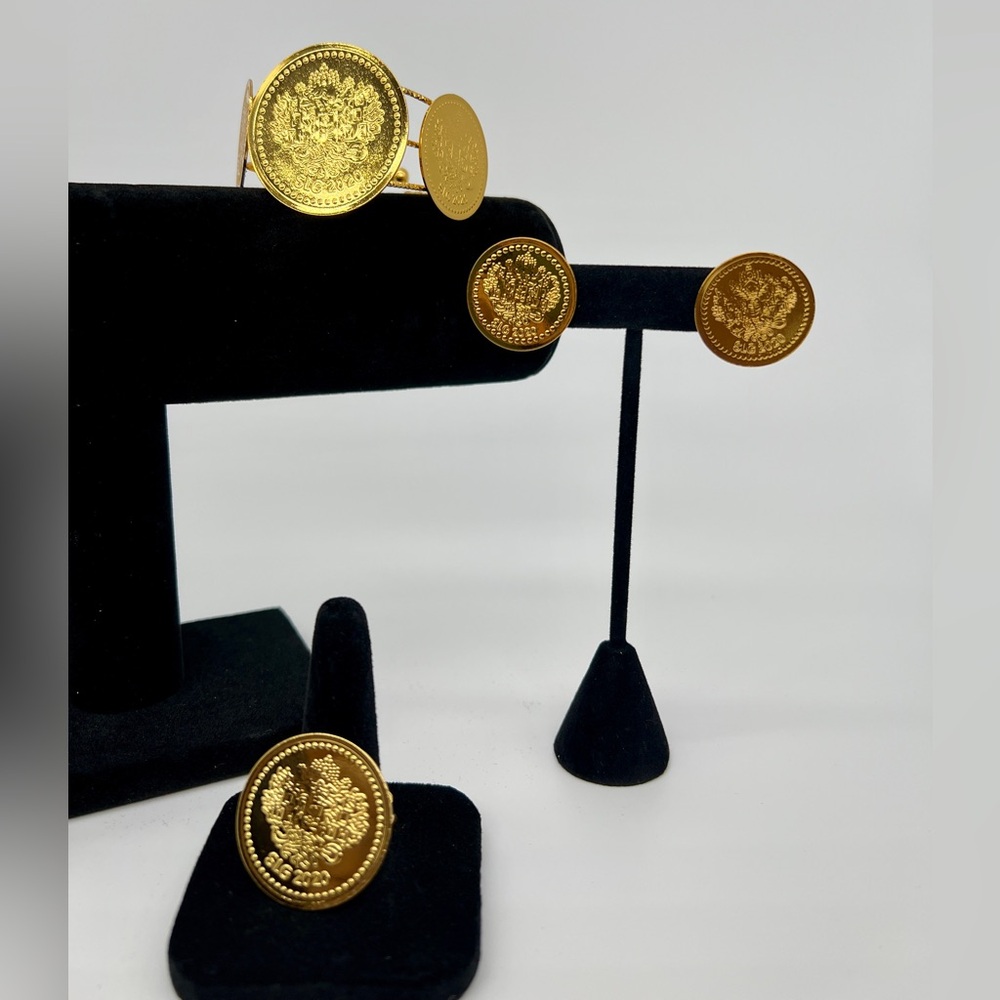 Golden Colored Coins Jewelry Set with Bracelet and Earrings